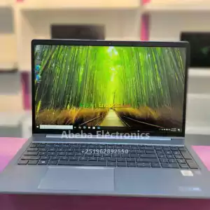  New Condition Hp ZBook  Workstationintel® Core™i7-10TH GEN 1TB SSD storage 32GB RAM15.6" in Ethiopia